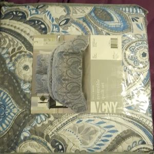 Reversible quilt